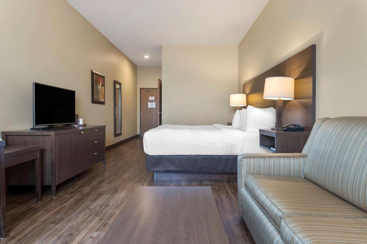 Best Western Plus Saint John Hotel & Suites Ngoại thất bức ảnh