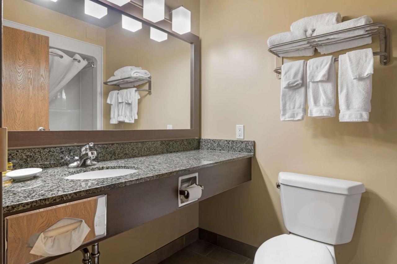 Best Western Plus Saint John Hotel & Suites Ngoại thất bức ảnh