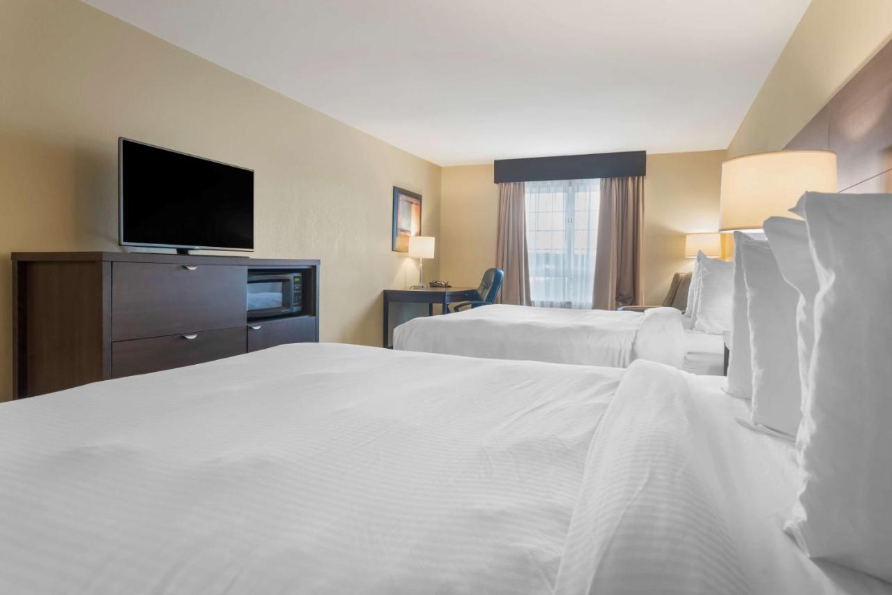 Best Western Plus Saint John Hotel & Suites Ngoại thất bức ảnh